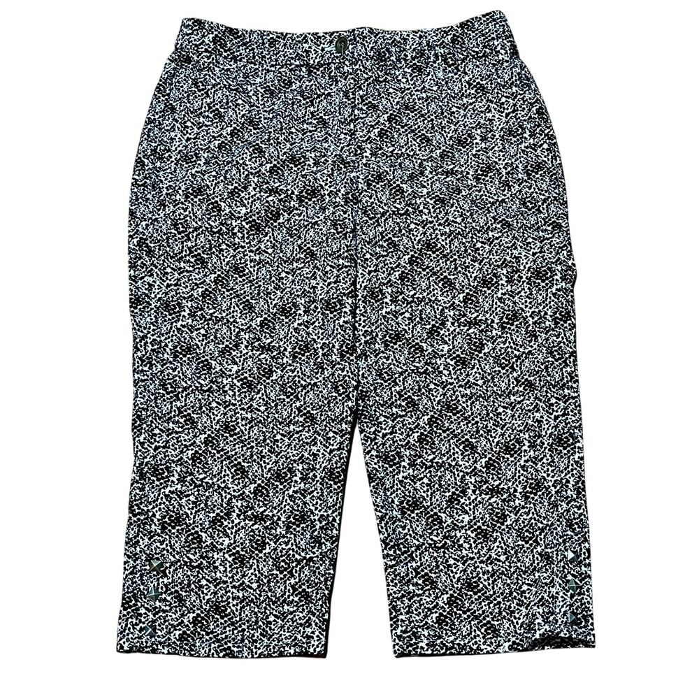Briggs Capri Pants Women's 14 Black White Snake Print Stretchy Cotton Blend